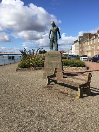 The Seafarer Statue