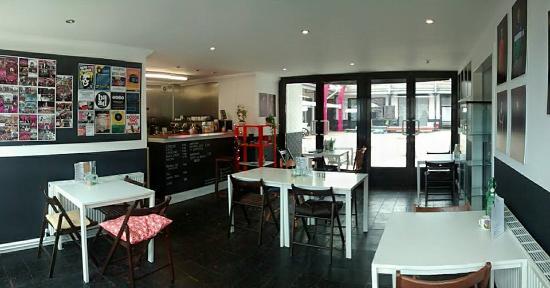 Baad Cafe