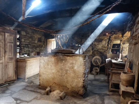 Kirbuster Farm Museum