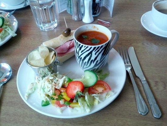 Selkirk Deli
