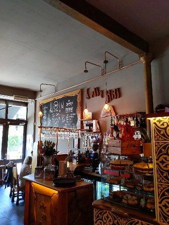 Jelly Hill Cafe Bar