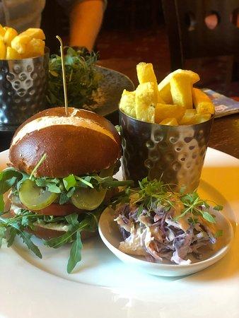 Ducks Inn
