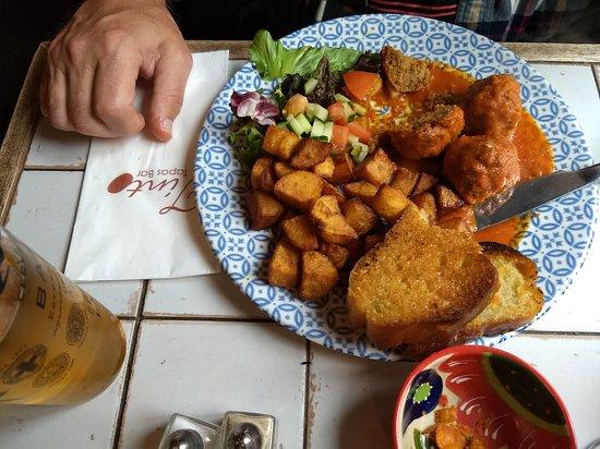 Tinto Tapas Bar