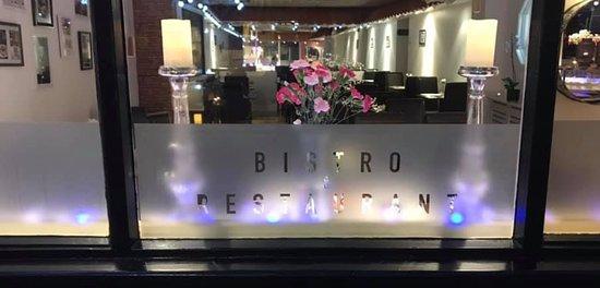 Taverna House Bistro & Restaurant