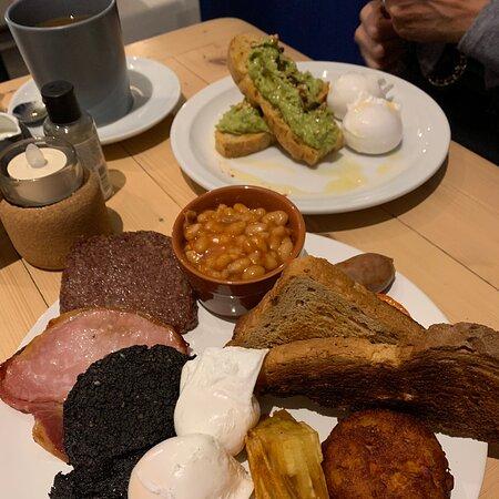 Roots & Seeds Cafe Bistro