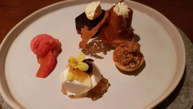 Loch Bay Restaurant