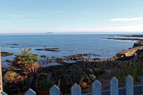 Crail Harbour Gallery