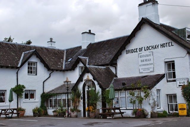 Bridge Of Lochay Hotel